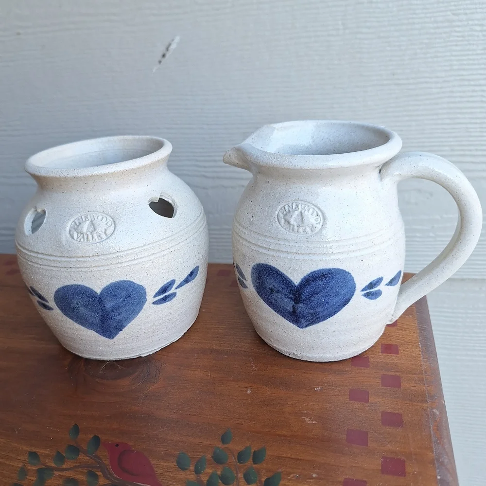 Vintage salt glazed Pinewood Valley stoneware creamer and sugar bowl blue hearts